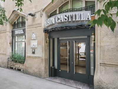 Photo of Hotel Meson Castilla Atiram